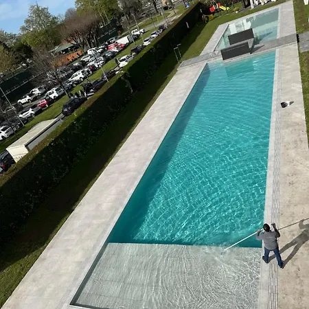 Do Parque فندق فيانا دو كاستيلو